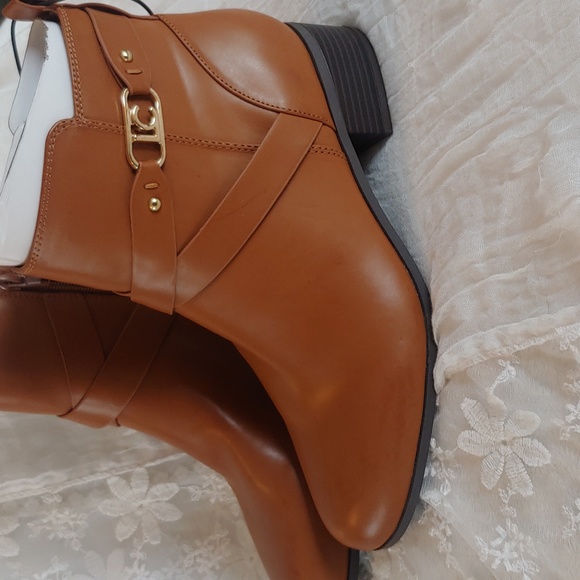 Liz Claiborne Memory Foam Ankle Boots Camel Tan Size 9 NWT - Picture 12 of 12